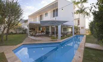 Imagem: Ampla, iluminada e conectada ao céu