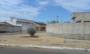 Imagem 7: Casa para venda tem 198 metros quadrados com 2 quartos