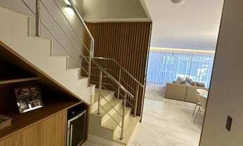 Imagem 7: Quatro Paredes Vende - CASA TRIPLEX REFORMADA E DECORADA, COMPOSTA DE 5 SUÍTES, SENDO VEND