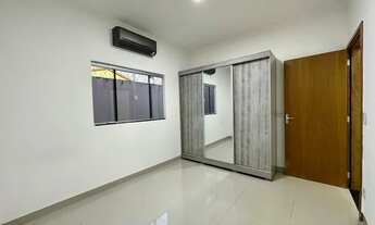 Imagem 3: Casa para aluguel e venda com 180 metros quadrados com 4 quartos