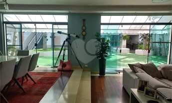 Imagem 4: Casa moderna e bem localizada