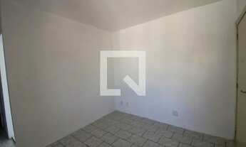 Imagem 4: Apartamento para Aluguel - São José, 2 Quartos, 38 m2