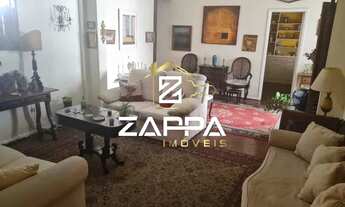 Imagem: Apartamento com três quartos em Copacabana