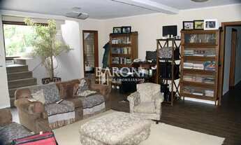 Imagem 3: Linda casa, situada na divisa da Granja Viana e Embu Artes, no km 26 da Raposa Tavares. Va