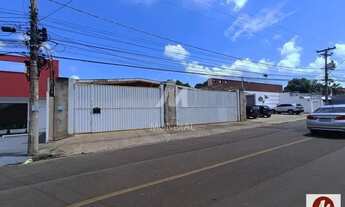 Imagem: Casa (térrea na rua) 3 dormitórios/suite