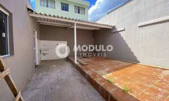 Imagem: Casa disponivel para locação no bairro