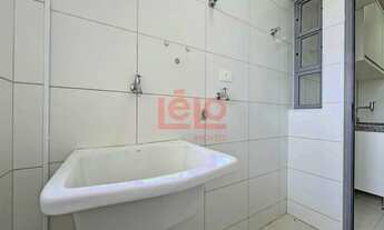 Imagem 4: APARTAMENTO SEMI MOBILIADO ZONA 07 ARMÁRIOS PLANEJADOS NA COZINHA E NA SUÍTE