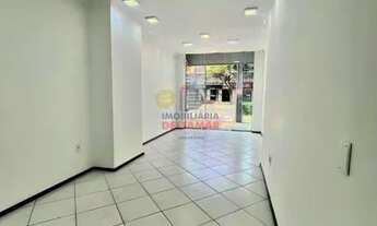 Imagem 2: Imóvel para aluguel com 50 metros quadrados em Centro - Balneário Camboriú - SC