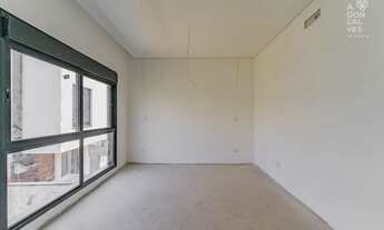 Imagem 2: Casa em Condomínio, 03 Suítes, 02 Vagas, no Santa Cândida, Curitiba