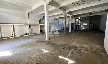 Imagem: Loja / Salão / Ponto Comercial à venda