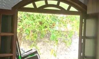 Imagem 7: 2 casas em itaboraí, cada uma com sala, 2 quartos, cozinha, banheiro e varanda