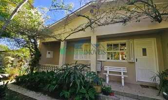 Imagem 2: Velleda oferece excelente sítio em Viamão com 12,5 hectares, casa ampla, piscina e muita n