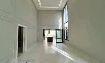 Imagem 5: Quinta do lago 1 - Residência Neoclássica 3 Dormitórios Suítes 220 m2 Const.!!!