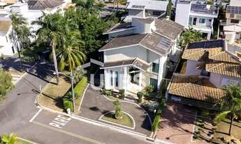 Imagem 2: Sobrado Alto Padrão à Venda no Condomínio Jardins Florença Goiânia/GO