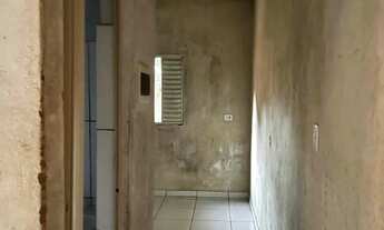 Imagem 4: Vende Uma Casa Terreno de 130 M2 e 27 M2 de construção com Muro e portão grande