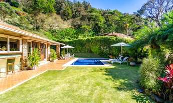 Imagem 2: Casa com 6 quartos em condomínio em Araras, Petrópolis