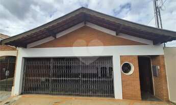 Imagem: Casa com 3 quartos à venda em Vila Rezende