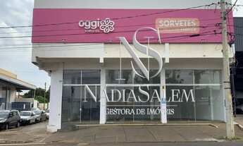 Imagem: Centro comercial para aluguel tem 600 metros