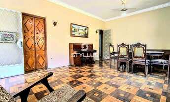 Imagem 4: Belíssima Casa Linear Vintage com Amplo Quintal e Edícula - Bairro Dadu! M16P