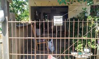 Imagem 2: Vendo ou troco Casa com 2 dormitórios