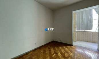 Imagem 2: Condomínio Edifício Paraopeba: Apartamento de 01 quarto com 65m² excelente localização no