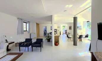 Imagem 6: Casa de Alto Padrão com 4 Suítes a 200m da Praia em Ponta das Canas