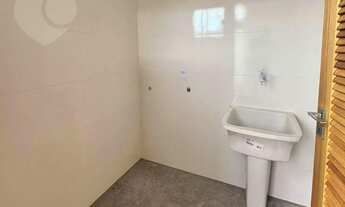 Imagem 5: Casa linear com fino acabamento e detalhes únicos