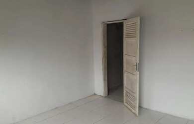 Imagem 3: Vendo Casa Altos e baixa, prox pronto socorro e supermercado!