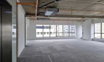 Imagem 4: Sala / Conjunto com 180 m²