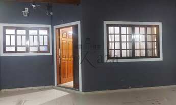 Imagem 2: Casa - Bosque dos Ipês - 3 Dormitórios - 175m²