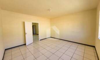 Imagem 6: Apartamento com 2 quartos para alugar, 90 m² por R$ 900/mês - Vila Nova - Poços de Caldas