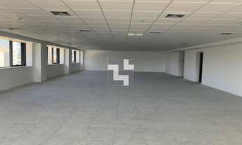 Imagem: Escritorio e sala na Barra Funda de 322m²