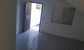 Imagem 5: Excelente Sobrado no Baln. Costa Azul à uma quadra do Mar!