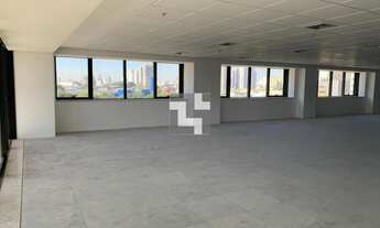 Imagem 5: Escritorio e sala na Barra Funda de 322m² com 9 vagas de garagem