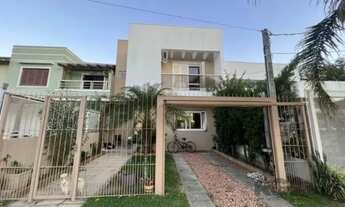 Imagem 2: Casa em Hípica Casa com 3 dormitórios