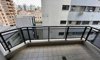 Imagem 5: Apartamento para venda possui 121 metros quadrados com 3 quartos em Centro - Florianópolis