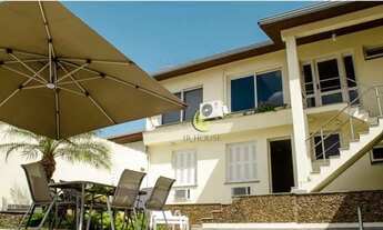 Imagem 2: CASA MOBILIADA Casa com 5 dormitórios