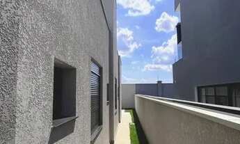 Imagem 3: Casa de condomínio térrea para venda tem 239 metros quadrados com 3 quartos