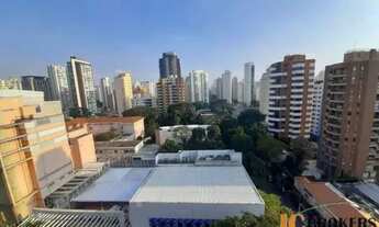 Imagem 4: Apartamento com 180 m² de área útil, 3 dormitórios sendo 2 suítes, 2 vagas
