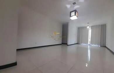 Imagem 2: Apartamento para Venda em Teresópolis, Agriões, 3 dormitórios, 1 suíte, 3 banheiros, 2 vag