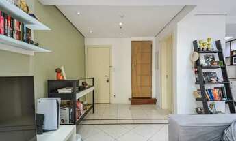 Imagem 4: Apto Duplex em Moema 65m2 sala e cozinha integrados, serviço flat, lavabo, 1 dormitório, e