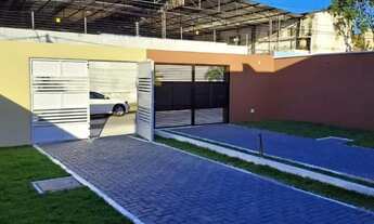 Imagem 2: Casa para venda possui 100 metros quadrados com 3 quartos em Aeroporto - Juazeiro do Norte