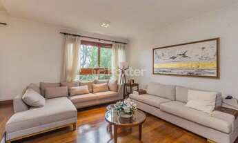 Imagem 2: Apartamento para venda possui 165 metros quadrados com 3 quartos em Auxiliadora - Porto Al