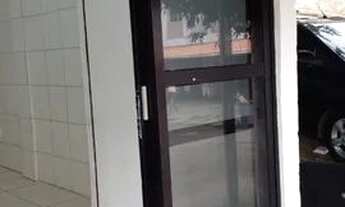 Imagem 3: Ponto comercial Quarto com aluguel por R$1.300 /mês