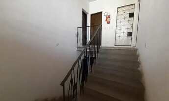 Imagem 2: Apartamento com 3 dormitórios para alugar, 100 m² por R$ 780,00/mês - Messejana - Fortalez