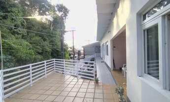 Imagem: Casa Mobiliada com Terraço à venda no