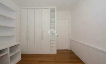 Imagem 6: Apartamento semimobiliado com vista para o mar, 4 dormitórios, sendo 2 suítes, 2 vagas