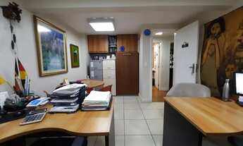 Imagem 3: Casa para aluguel e venda possui 472 metros quadrados em Icaraí - Niterói - RJ