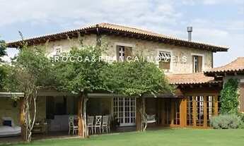 Imagem 2: Casa à venda no Haras Larissa com 2.638 m² de terreno e 720 m² de área construída