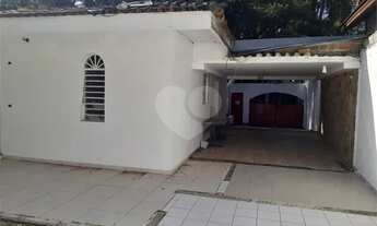 Imagem 2: Casa com excelente terreno no Alto de Pinheiros